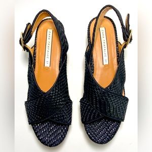 Zara Trafaluc women's black, platform sandals.